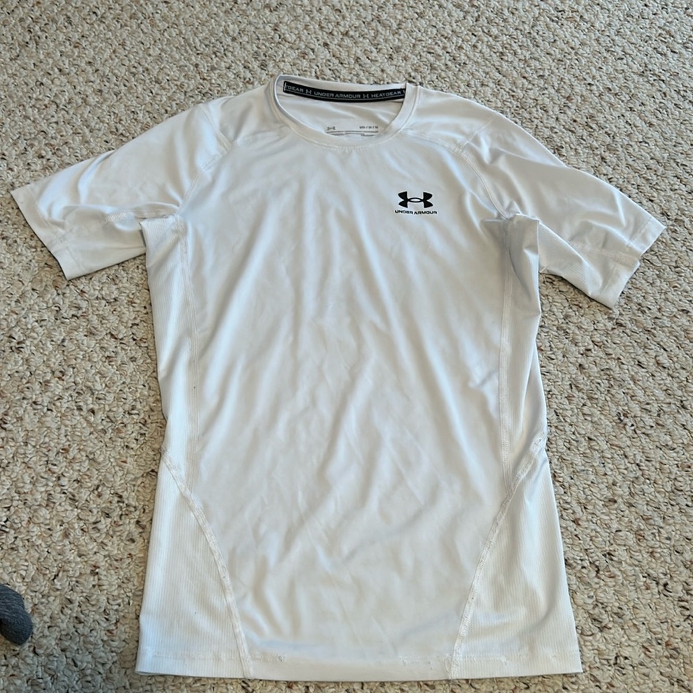 under armor compression shirt
